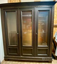 Mobile vetrina a tre ante