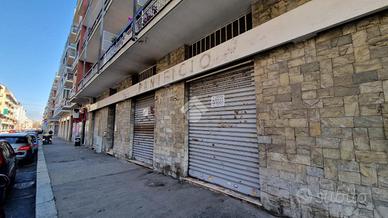 NEGOZIO A TORINO