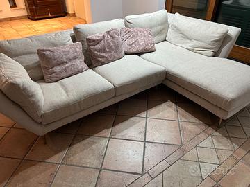 Divano 4 posti Poltronesofà' Battito d'ali + Pouf