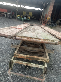 Rimorchio ribaltabile