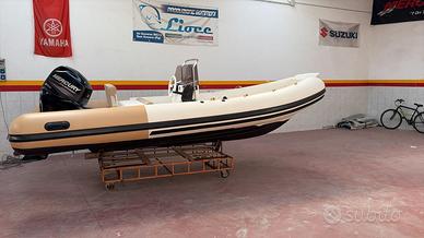 Gommone Bat 5 mt ca+Mercury 40/60 Pro SEMINUOVI