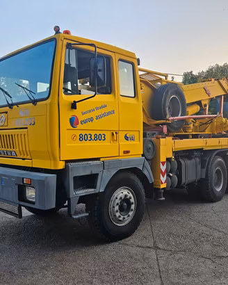 AUTOGRU SOCCORSO STRADALE 25 TON 