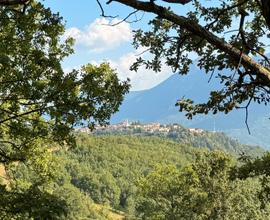 Rudere con vista a civita d'antino