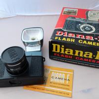 Macchina fotografica Diana F