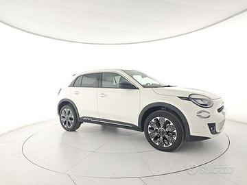 FIAT 600 Hybrid DCT MHEV La Prima + Vernice