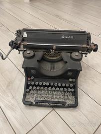 Macchina da scrivere olivetti m40