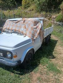 Autocarro fiat 616