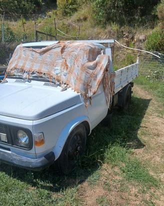 Autocarro fiat 616