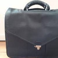 cartella porta PC Targus in pelle nera