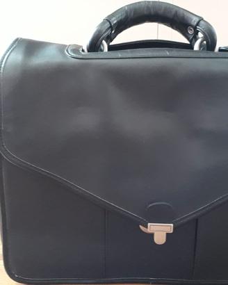 cartella porta PC Targus in pelle nera