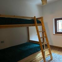 Estate In centro a ponte di legno