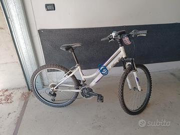 Bici sportiva da bambino/a