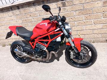 Ducati Monster 797 km 22.800