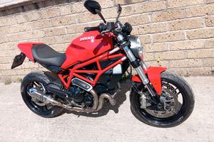 Ducati Monster 797 km 22.800