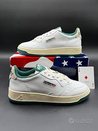 Autry medalist low in pelle bianca e spugna verde