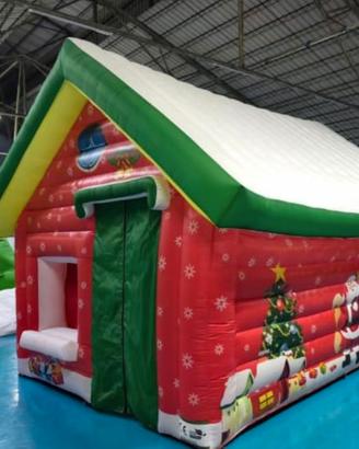 casetta gonfiabile di babbo natale 