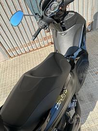 Beverly 300 Police