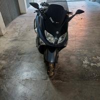 YAMAHA TMAX 500