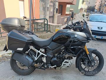 Suzuki V Strom DL 1000 ABS