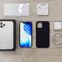 iPhone 11 pro 64GB argento completo di accessori