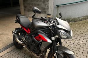 triumph street triple 675 