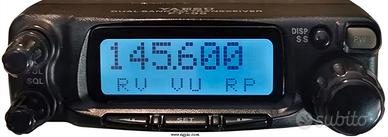 FRONTALINOcerco  YAESU FT-90R