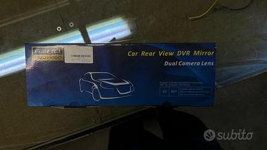 Specchietto con dash cam