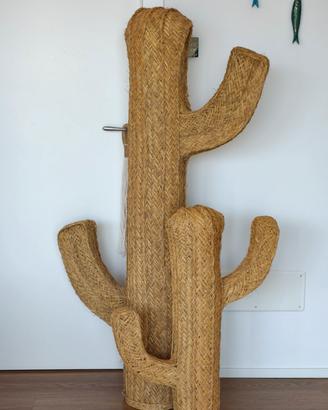 Coppia cactus decorativi in paglia intrecciata 