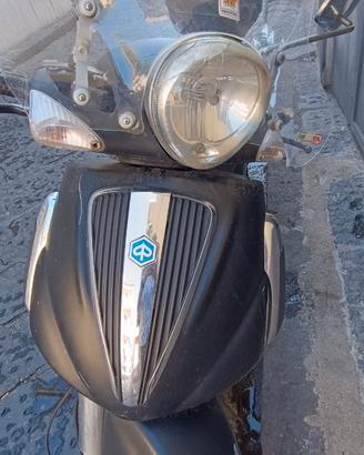 Piaggio Beverly 500 