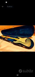 Fender Stratocaster + Cort Source
