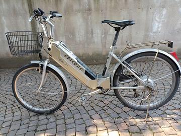 Bicicletta elettrica FRISBEE €7
