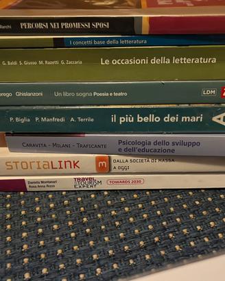 libri scolastici 1-5 superiore e univerista