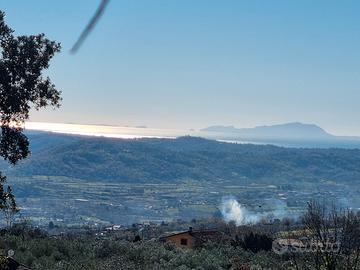 Terreno con rudere a selvacava