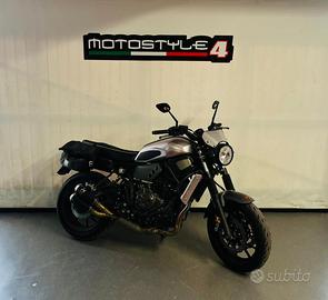 YAMAHA XSR 700