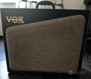 Amplificatore valvolare per chitarra VOX AV30