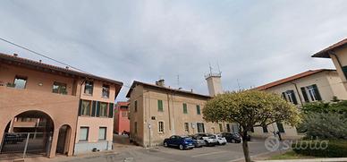 Stanza Singola a Binago con Terrazzo
