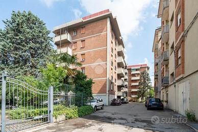 4 LOCALI A VIGNOLA