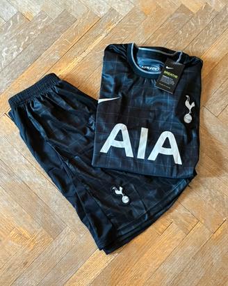 completo tottenham taglia L