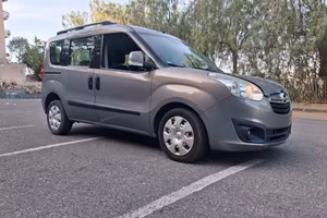 Opel Combo 1.6 CDTi 105CV Cosmo