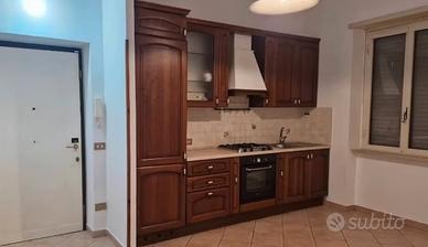 CIAMPINO BiLOCALE ARREDATO CON BALCONE