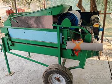 Defoglia e pulisce le olive in modo rapido ed effi