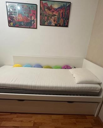 Letto singolo IKEA + letto estraibile + mobiletto