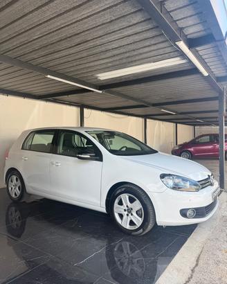 Volkswagen Golf 1.6 TDI DPF 5p. Highline