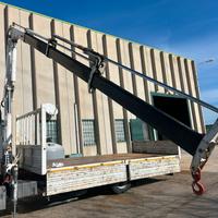 Iveco Eurocargo 80 con Gru cassone lungo