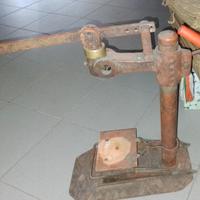 Imbottigliatrice antica