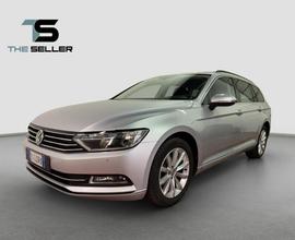 VOLKSWAGEN Passat Variant 1.6 TDI SCR DSG Busine