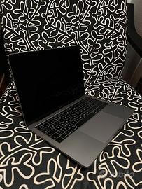 MacBook Pro 13” 2016 – danneggiato