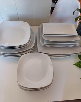 Servizio Piatti ceramica Tognana