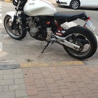 Hornet 600 cafè race 