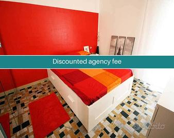 Stanza in appartamento di 113 m² a Milano